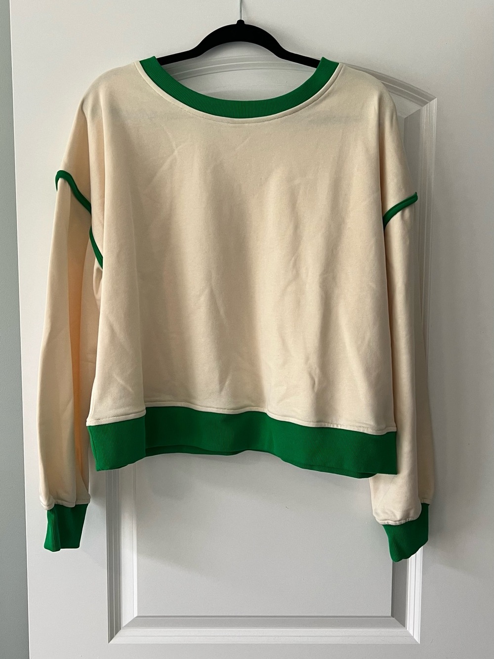Entro Cream Sweatshirt with Green Trim